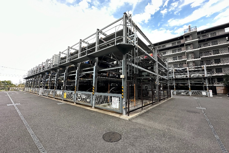 グランセンス吉川美南パークサイドコート・セントラルレジデンスの駐車場